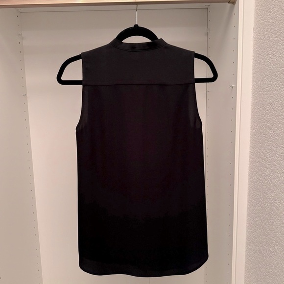 Ann Taylor Black Sleeveless Blouse - Picture 2 of 3